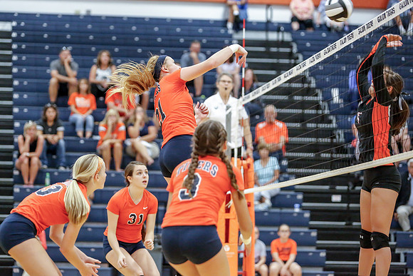 galionvolleyball-18